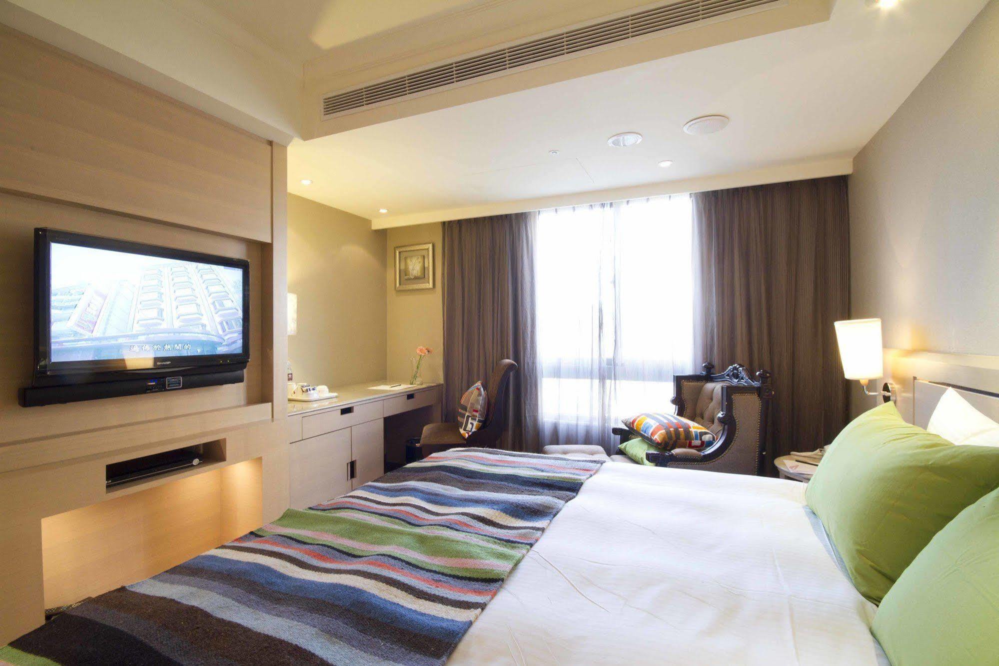 Taichung Charming City Hotel Kültér fotó